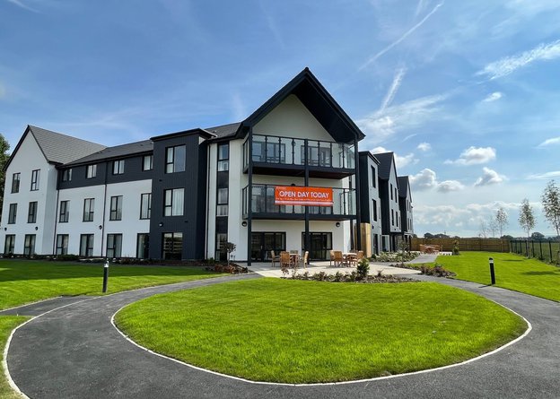 Oxford Manor Care Home, exterior