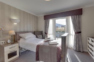 Harrier Lodge, Whitstable, bedroom