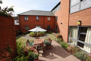 Scholars Mews, Stratford Upon Avon, Back of the home 