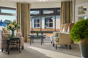 Heath Lodge, Holt, bright communal areas