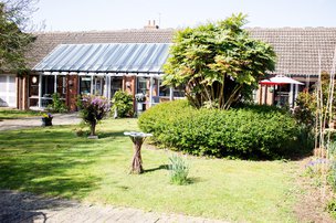 Lancum House - Beautiful garden
