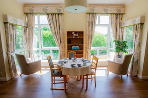 Linlithgow, dining room 