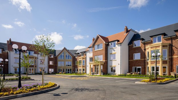 Louth Manor Care Home Exterior
