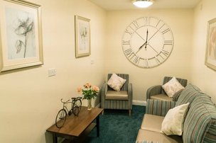 Lyndon Hall, small lounge 