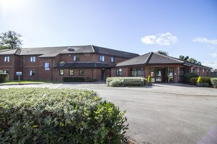 Maun View Care Home in Mansfield