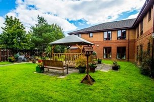 Mavisbank, garden area 