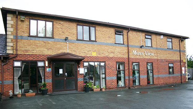 Moss View in Huyton, front entrance