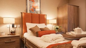 Mossdale Residence in York, bedroom