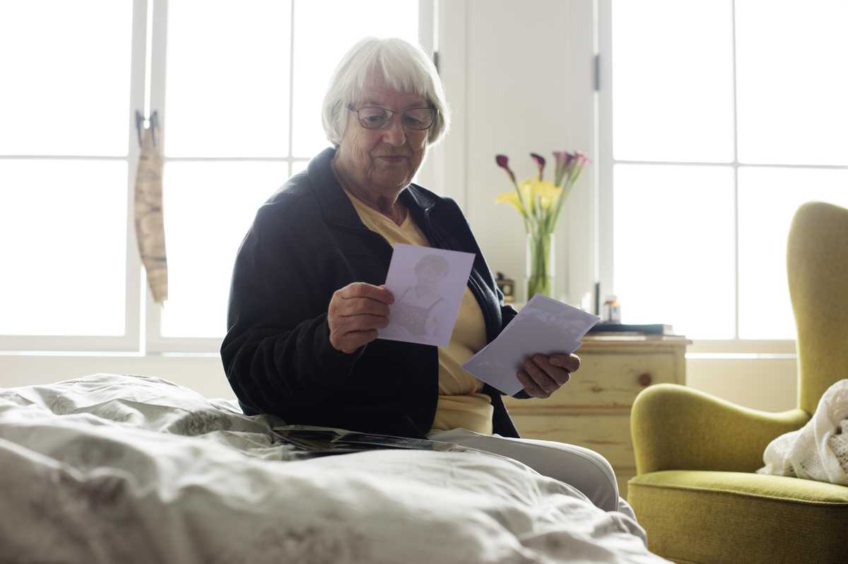 moving-into-a-care-home-checklist