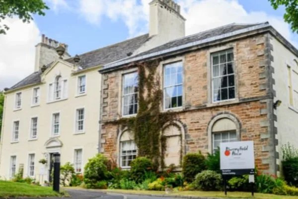 Murrayfield House Care Home in Edinburgh, front entrance