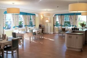 Newlands Nursing & Residential Home in Stockport, dining room
