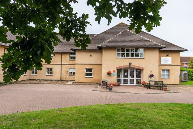 Oaktree Care Home in Bristol, Front Exterior