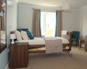 Oak Manor Care Home in Shefford