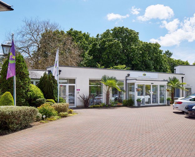 Oaklands House Care Centre front exterior