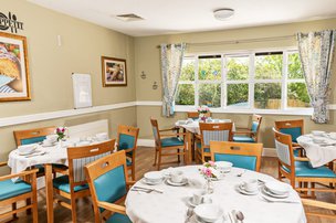 Oaktree Care Home in Bristol, Dinning Room