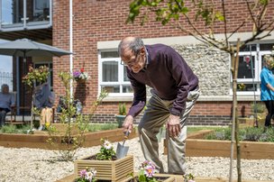 Avonbourne Care Centre, Old Sarum, gardening 