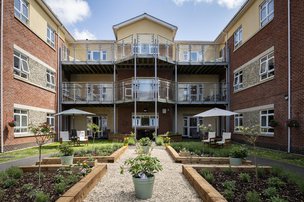 Avonbourne Care Centre, Old Sarum, exterior of home 