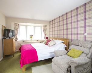 Nicholas Winton House, Burnham, bedroom