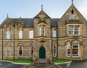 Thornton Hill, Skipton, exterior