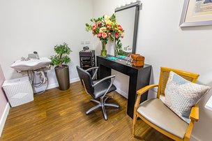Parklands Care Home in Caerphilly, salon