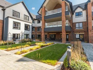 Pinetree Care Home, Rayleigh, exterior