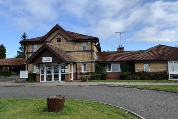 Quayside Nursing Home in Glasgow, front entrance