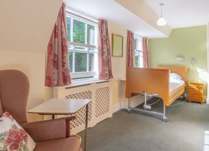 Red House in Yelverton - Bedroom