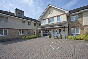 Riverdale Court, Welling. Exterior with car park 