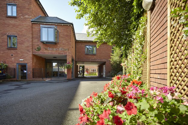 Scholars Mews, Stratford Upon Avon, Front of the home 