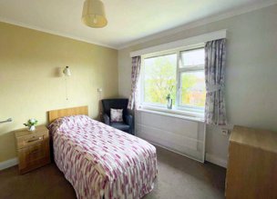 Engelberg, Wolverhampton, bedroom 