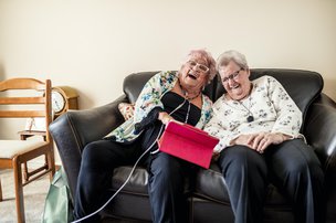 Grandparents In The Digital Age: How Tech Is Bringing Families Together