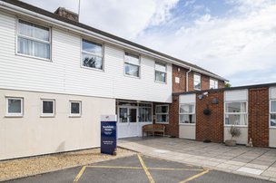 Southfield House in Spalding, front exterior