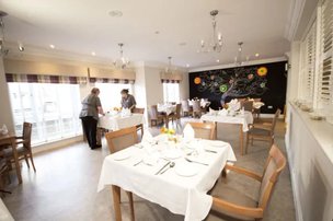 St Peter's Court, dining room 