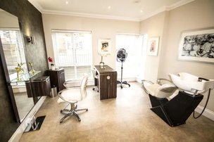 St Peter's Court, salon 