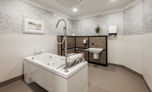 Sycamore Heights, bathroom. 