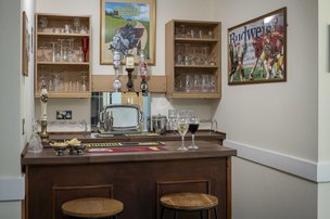 The Heights in High Wycombe, Bar