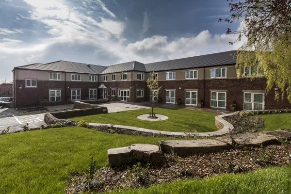 The Oakes Care Centre in Huddersfield, front entrance