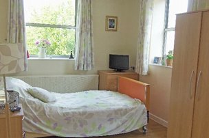 Victoria Park Care Home in Ilkeston, bedroom