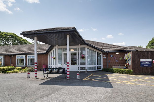 Whitefriars in Stamford, Exterior