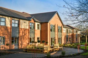 Woodthorpe Lodge Care Home in Loughborough, exterior