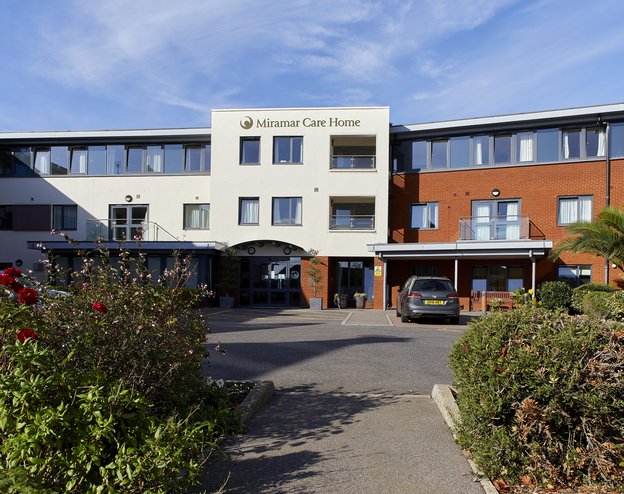 Miramar, Herne Bay, exterior